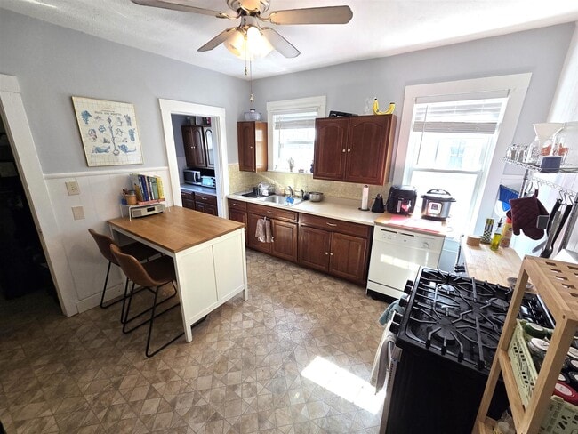 Photo - 33 Electric Ave Unit 31-1