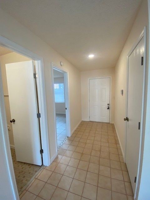 Photo - 19 Woodston Ln