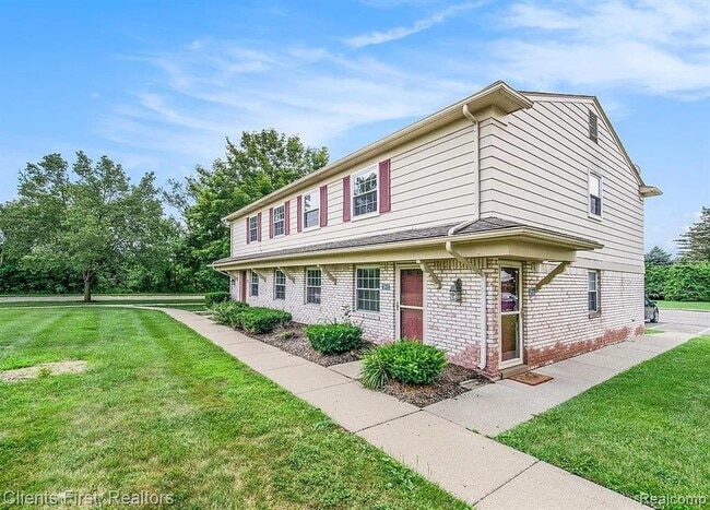 Photo - 204 Princeton Dr