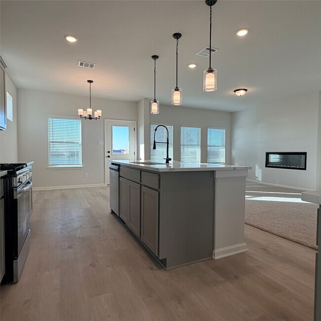 Photo - 3418 Lago Norence Dr