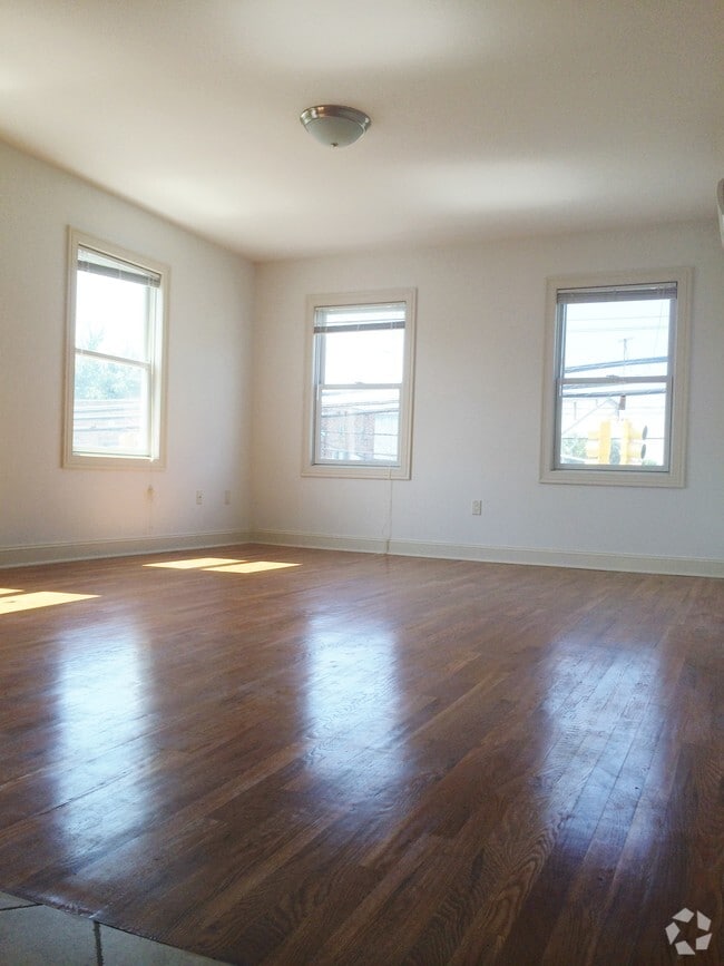 Building Photo - 2450 Lemoine Ave Unit A Rental