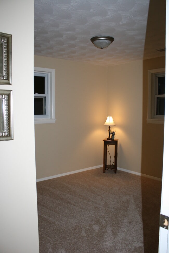 Photo - 133 Bayview Ave