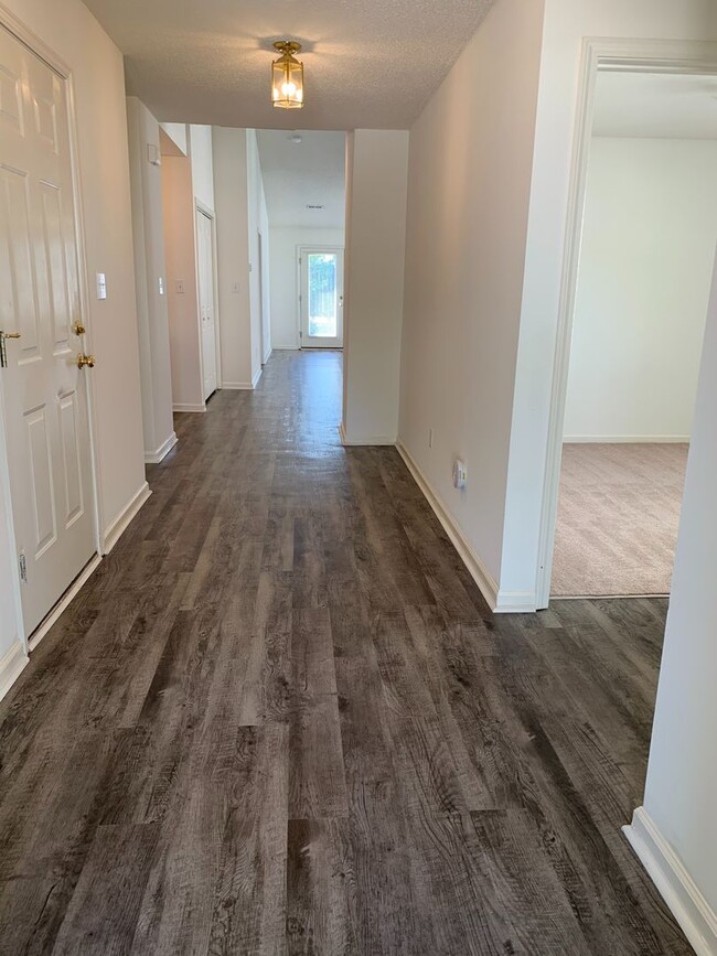 Photo - 1480SF 3BR 2BA