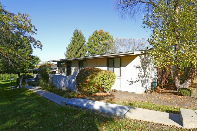 Building Photo - Sherbrook