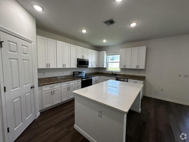 Building Photo - 1169 Stratton Ave Rental