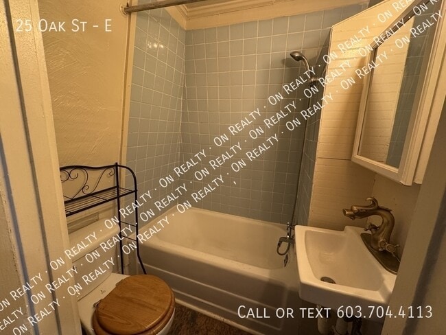 Photo - 25 Oak St Unit E