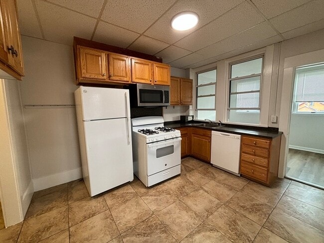 Photo - 393-393 Highland Ave Unit 3R