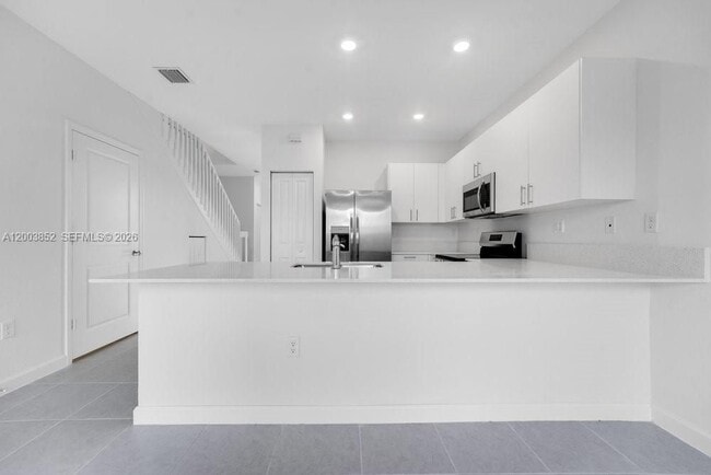 Photo - 2619 SE 28th Dr