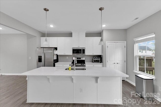 Photo - 2611 Grantham Place Dr