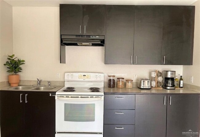 Photo - 8 Hill Crest Dr Unidad 1 Downstairs