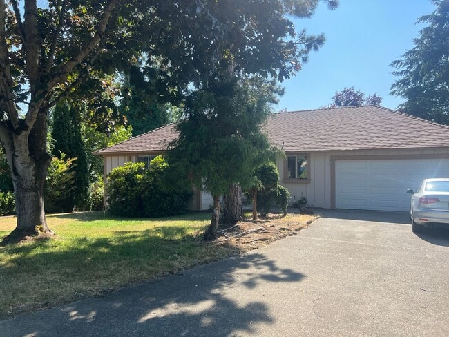 Building Photo - Rambler on Cul-De-Sac Rental