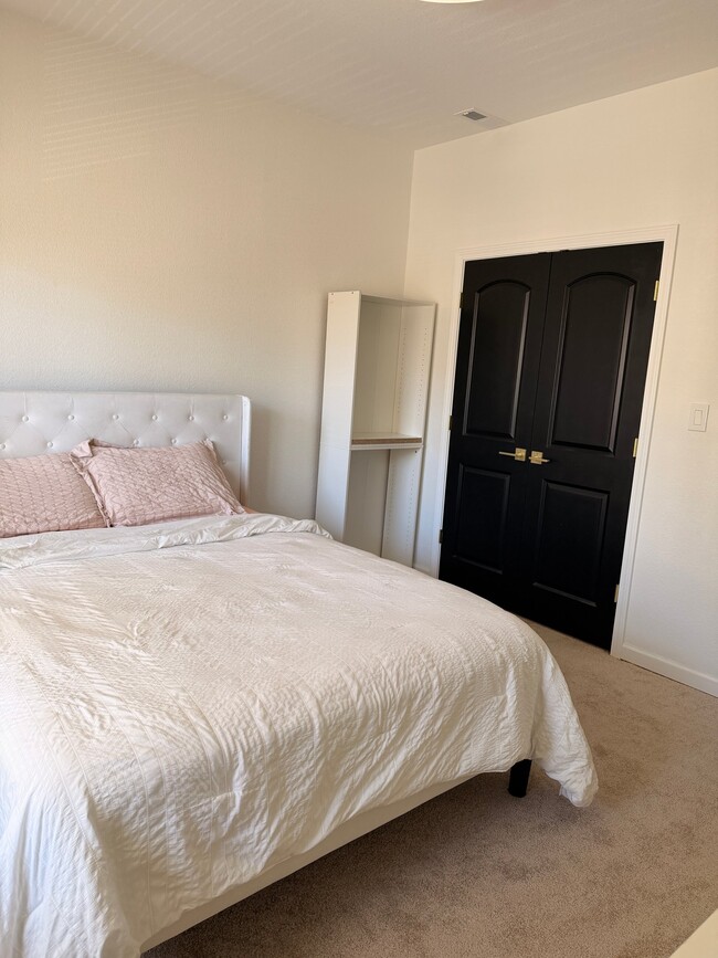 Photo - 1527 Highland Ave