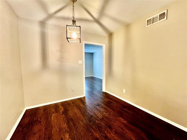 Photo - 1107 N Locust St