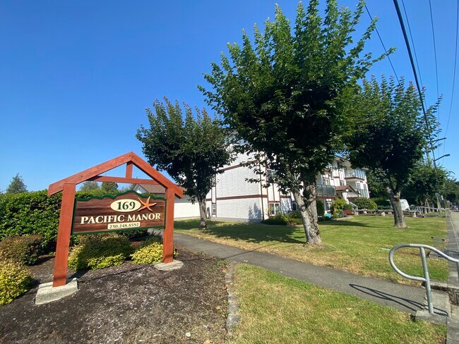 Photo - Pacific Manor Unit 25