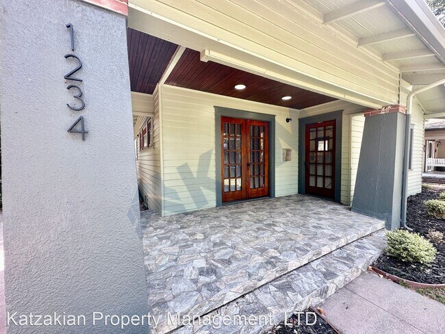 Photo - 2 br, 1 bath House - 1234 W. Harding Way