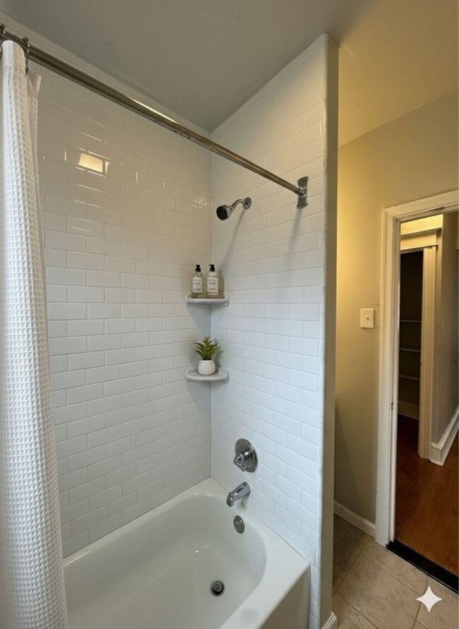 Photo - Ridley Manor