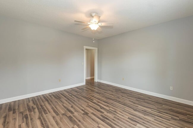 Photo - College Street Unidad B