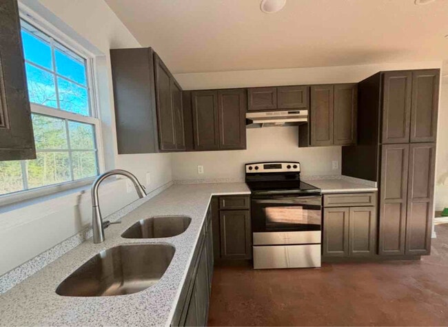 Photo - 158 Rustic Ln