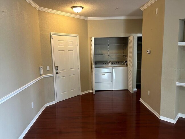 Photo - 3599 Conroy Rd Unit 934