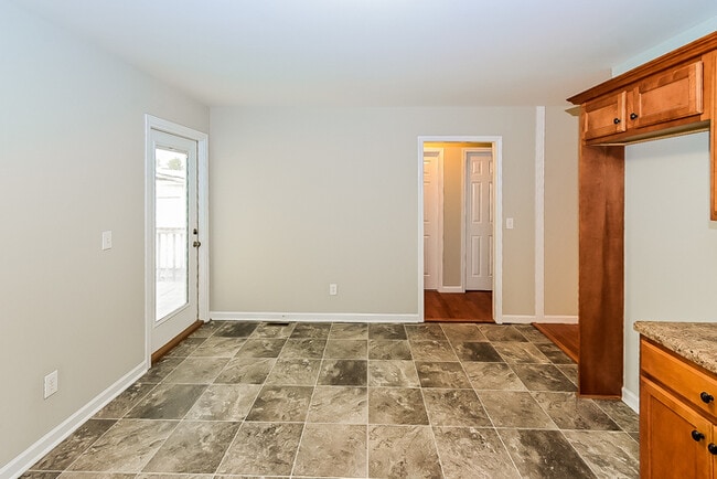 Photo - 235 Sunrise Dr