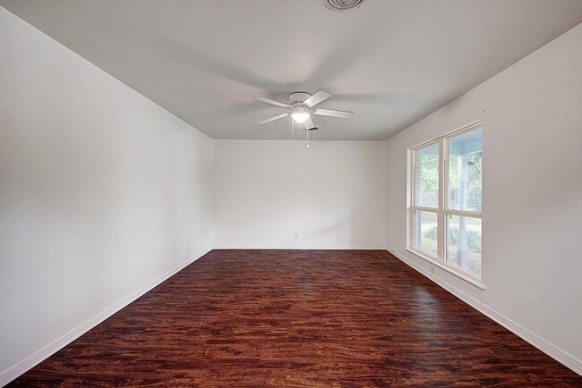 Photo - 6108 Cherrylawn Cir