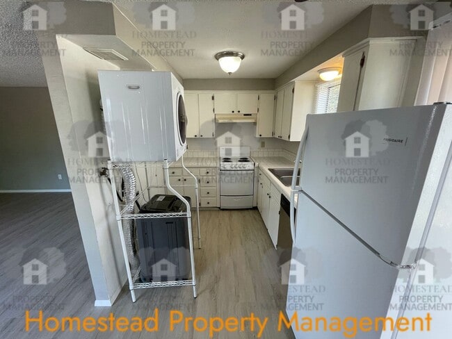 Photo - 3822-3828 Bayonne Dr SE Unit 3828 Bayonne Dr. SE