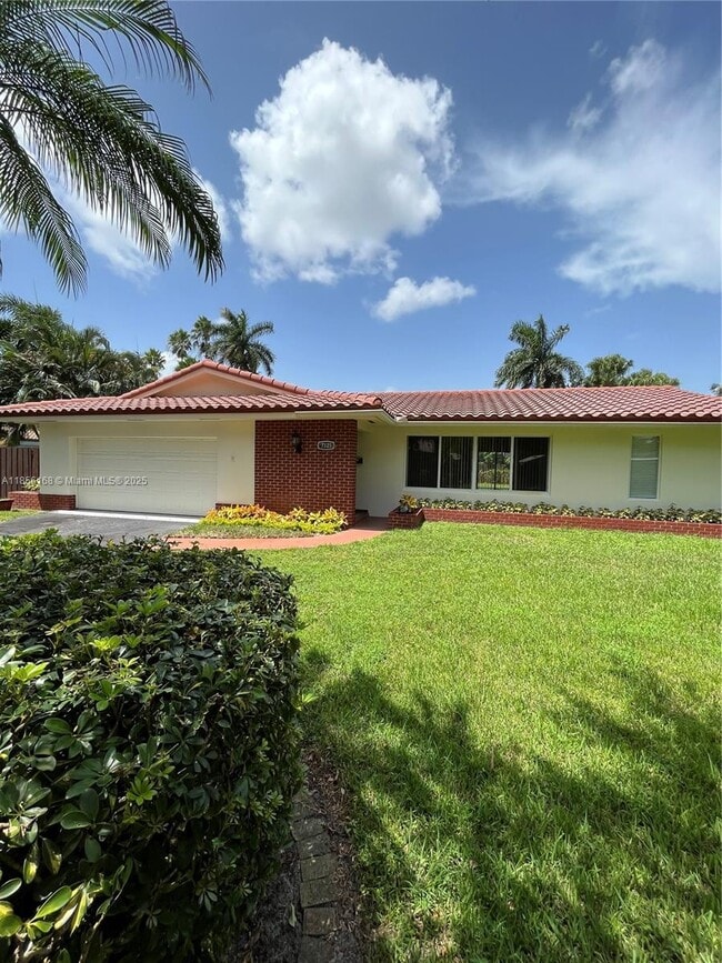 Building Photo - 7321 SW 11th St Rental