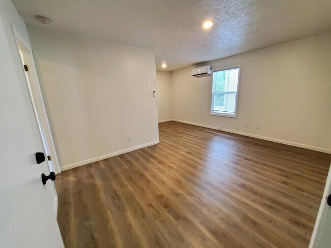 Photo - Carolina Drive - Greenville - 822