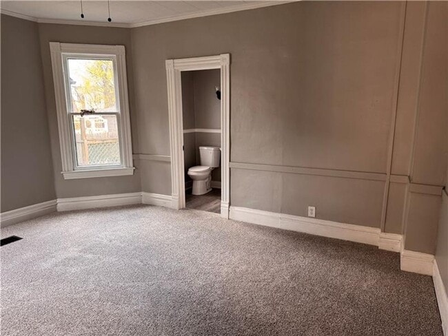 Photo - 809 Linden St