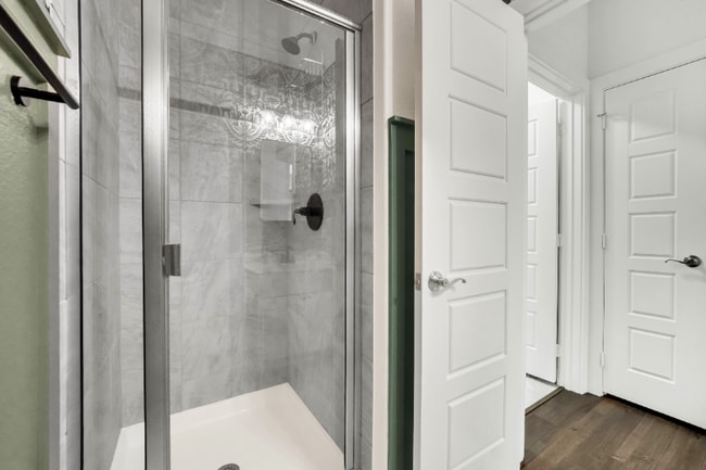 Photo - 2113 Paxton Way