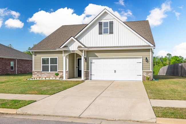 Building Photo - 4790 Barrett Oaks Dr