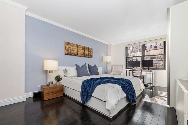 Photo - 301 E 69th St Unit 3A