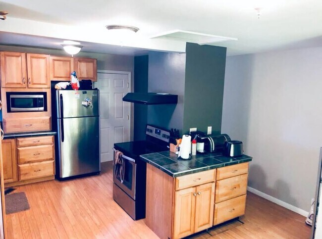 Photo - 808 Hutchins Ave