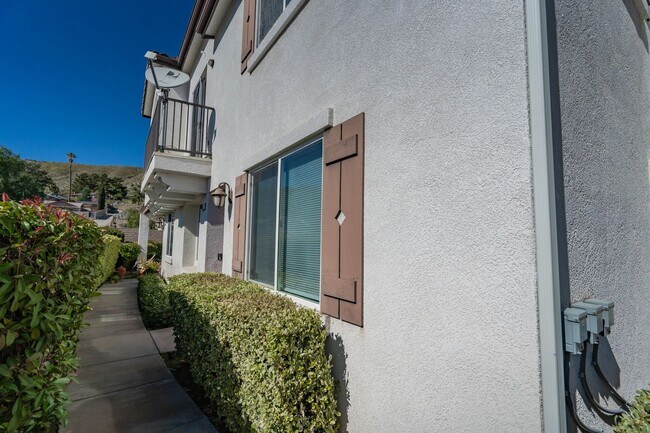 Photo - 2 Bedroom Condo for Rent in Canyon Country!