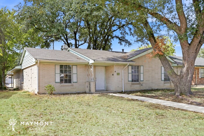Photo - 2517 Greenhill Dr