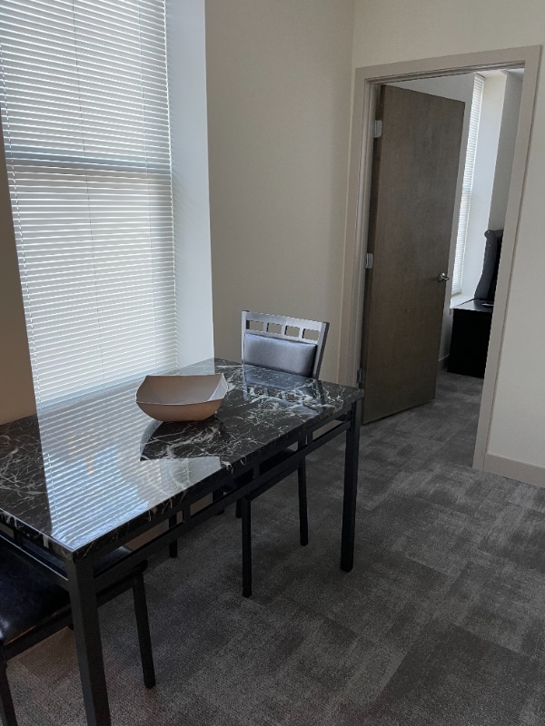 Photo - 1417 W9th St Apartamento Unidad 304