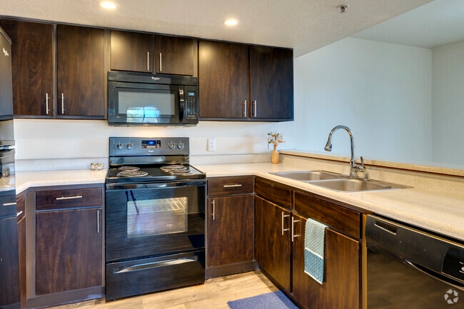 Kitchen - 1BR, 1BA - 741SF