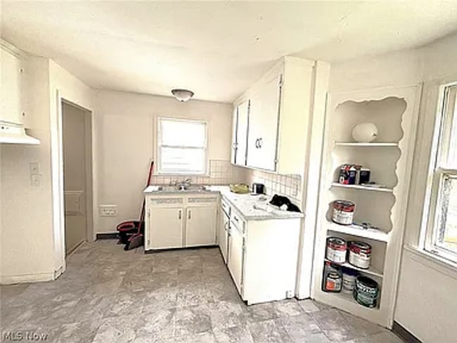 Photo - 3-Bedroom Colonial in Cleveland