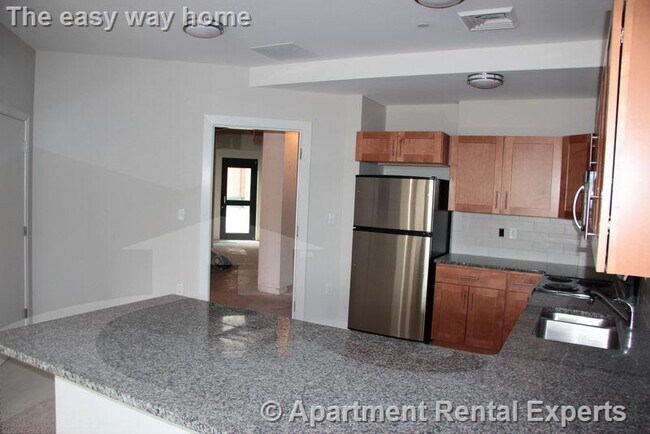 Photo - 632 Massachusetts Ave Unidad #410