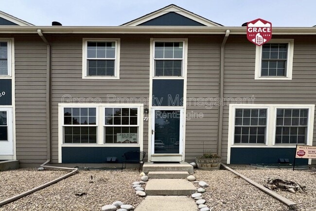 Building Photo - 11560 Community Center Dr Unit 77