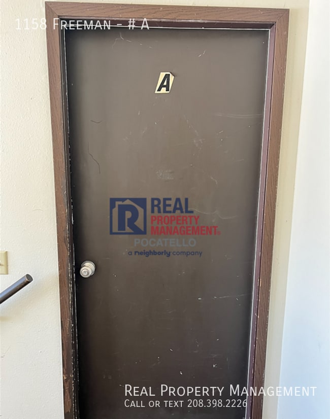 2 bed 1 bath 1 car garage Pet Friendly Apartment Unit A