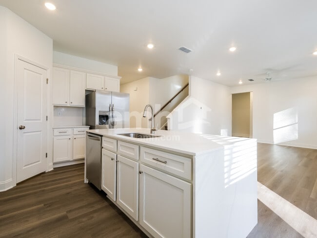 Photo - 1479 Aquamarine Dr