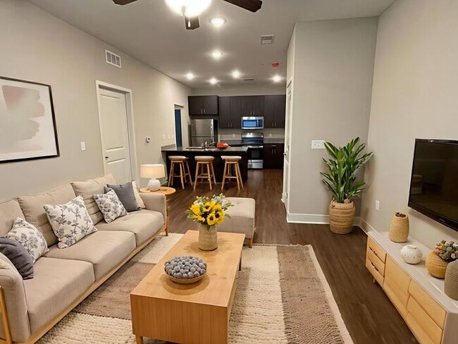 Photo - First Floor HCA Apartment with Extra-Large Primary Bath - Enjoy a $500 rent credit when you lease...