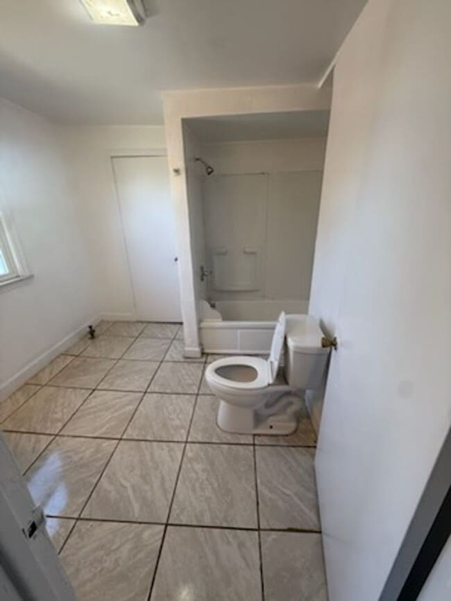 Photo - 1577 Tyler St