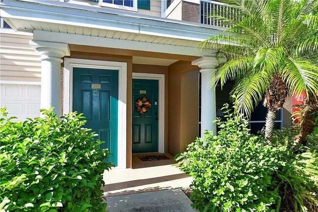 Building Photo - 2 Bedroom Condo W/ Garage in Lakewood Ranch Unit 203