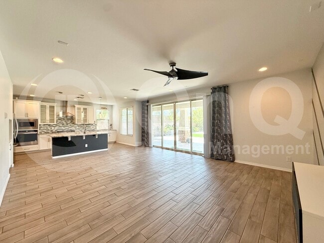 Photo - 1312 E Gemini Pl
