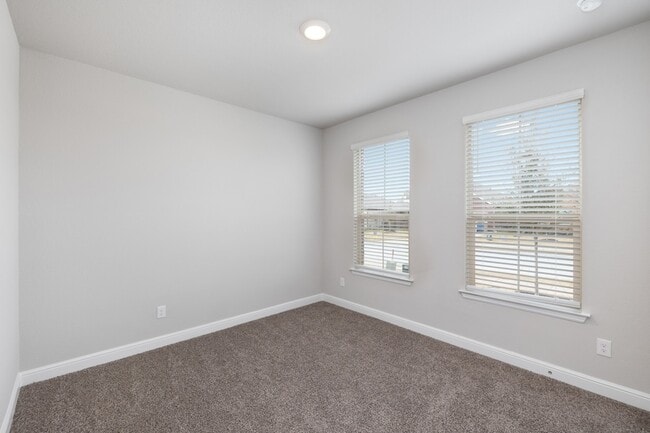 Photo - 155 Dogwood Ave