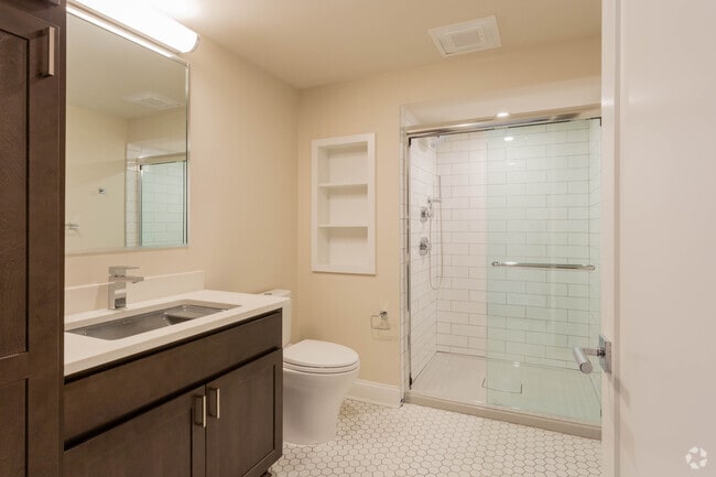 1BR, 1BA_765SF
