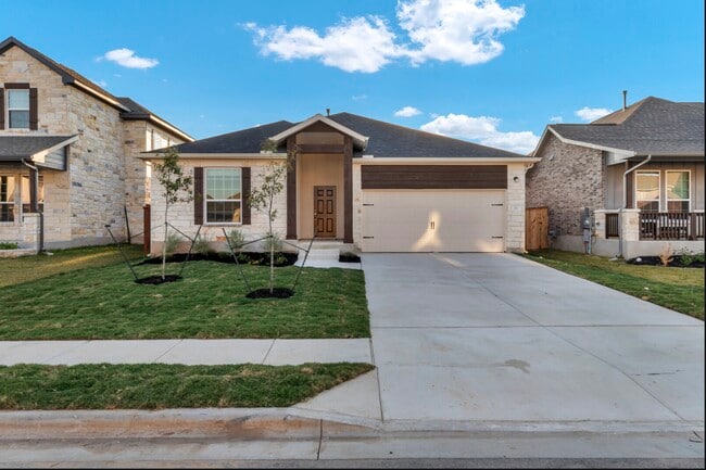 Building Photo - 252 Clear Frk Lp