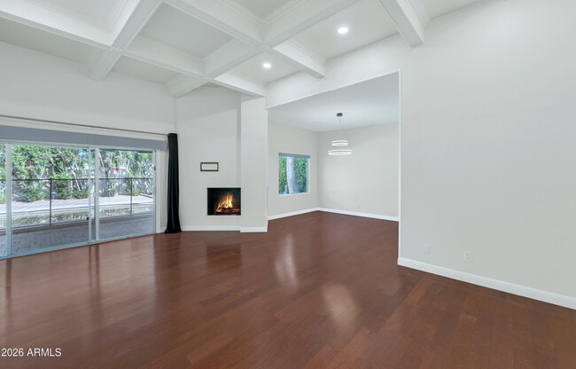 8450 E San Benito Dr